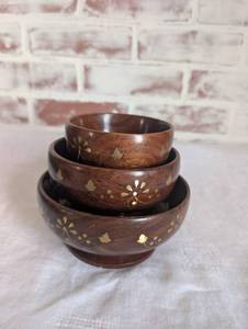 lot 3022 image: Handcrafted Wooden Bowls with Brass Inlay Design - 3 ct