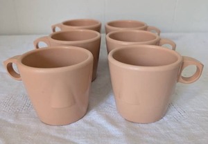 lot 5034 image: Dallaswares Melmac Coffee Mug Set Pink Melamine - 6 ct