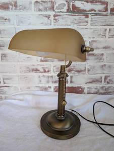 lot 6005 image: Brass Bankers Desk Lamp with Frosted Glass Shade