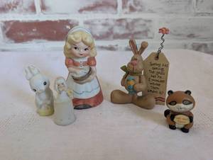 lot 6033 image: Figures Set Includes Hallmark Bunny, Enesco Precious Moments Thimble, Russ Berrie Raccoon, Adorabelle&nbsp