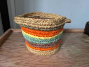 lot 6042 image: Handmade Crochet Basket&nbsp