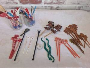 lot 6518 image: Plastic Cocktail Picks and Stirrers Collection - Includes Trader Vics