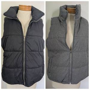 lot 7006 image: Old Navy Puffer Vests - Black and Grey - Size Large