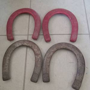 lot 8508 image: Set of Four Used Large Iron Horseshoes&nbsp