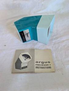 lot 9400 image: Argus Pre-Viewer II Slide Viewer for 35mm and 127 Color Slides