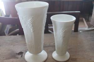 lot 4485 image: Vintage Grape Milk Glass Vases 10 & 8 tall