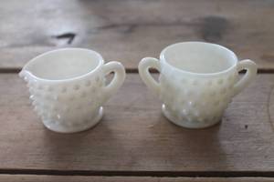 lot 4493 image: Vtg. Fenton Hobnail Small Creamer & Sugar Bowl