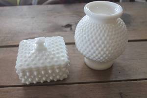 Vtg. Fenton Hobnail Trinket Box