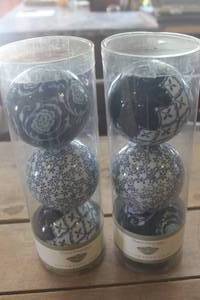 lot 4515 image: NIP Heavy Glass Decorative Orbs