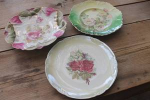 lot 4524 image: Beautiful Antique Plates
