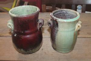 lot 4562 image: Vtg. Signed Pottery Vases