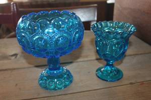 lot 4567 image: Vtg. L.E. Smith Blue Moon & Stars Candy Dish & More