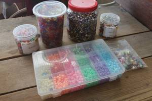 lot 4603 image: Lot of Mixed Craft Beads