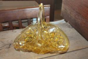 lot 4645 image: Vtg. Indiana Glass Diamond Cut Basket 11 long