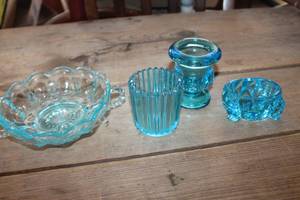 lot 4656 image: Vtg. Salt Cellar, Bowl and More Blue Glass