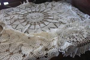 lot 4695 image: Vintage Large Doilies and More
