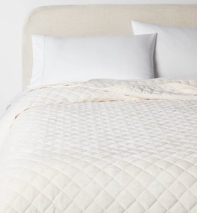 lot 9159 image: King Luxe Diamond Stitch Velvet Quilt Ivory - Threshold OEKO-TEX Certified, Polyester Fill, Machine Washable - Retail $79
