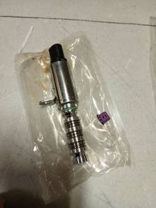 lot 32213 image: 24375-2E100 24355-2E100 OCV Oil Control Variable Valve Timing VVT Solenoid For 2012-2021 Elantra Coupe GT Kona Sonata Tucson Veloster,For Forte Koup Forte5 Optima Seltos Soul, 2 PCS