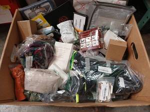 lot 61713 image: Mystery Box