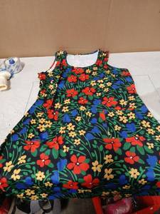 lot 41653 image: Tropical Floral Print Sleeveless Summer Dress XL- Retail $15