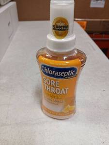 lot 41708 image: Chloraseptic Warming Sore Throat Spray - Retail $4