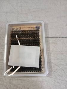 lot 41767 image: APCYHIST DIY Cluster Eyelash Extensions Kit 256 Pieces - Retail $8