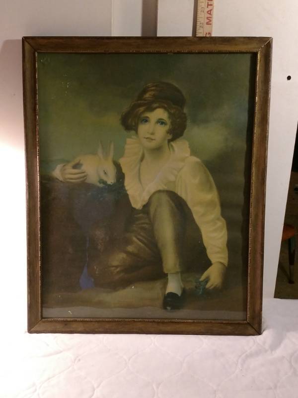 lot 16081 image: Vintage child with rabbit print