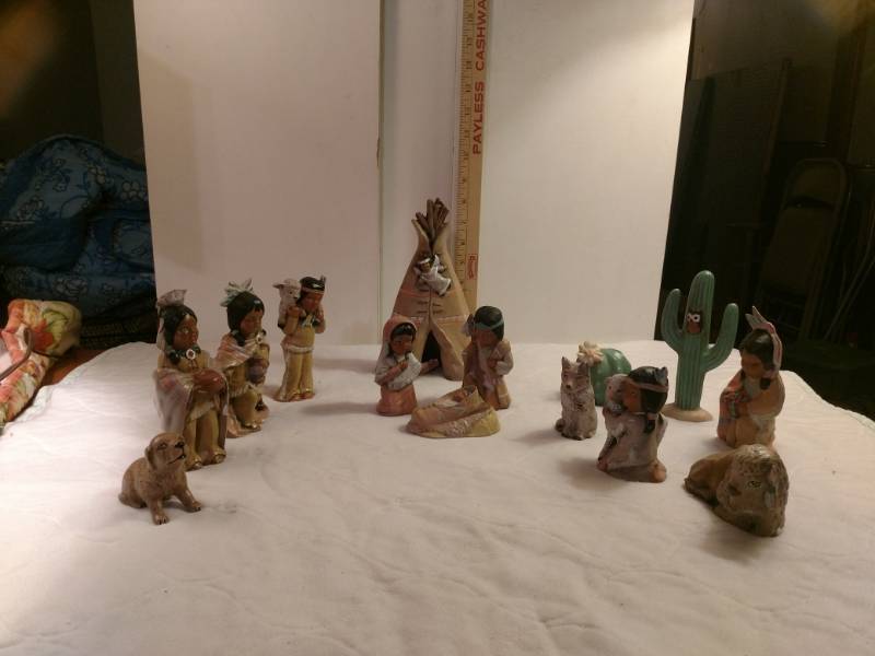 lot 16157 image: Indian Nativity Set