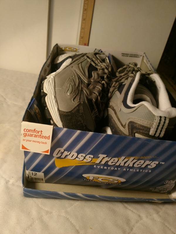 lot 16235 image: Size 12 Cross Trekkers
