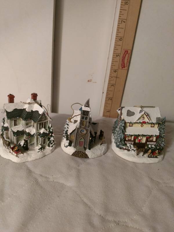 lot 16242 image: Thomas Kinkade Winter Memories Illuminated Ornaments