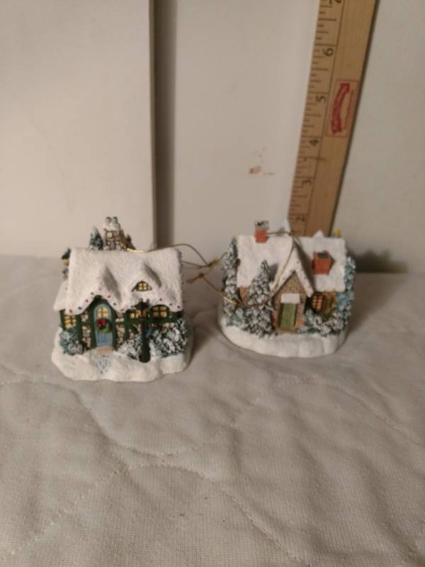 lot 16244 image: Thomas Kinkade Winter Memories Illuminated Ornaments