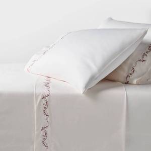lot 9186 image: Queen 400 Thread Count Performance Sheet Set Ivory with Love Detailed Hem - Threshold - Retail $55