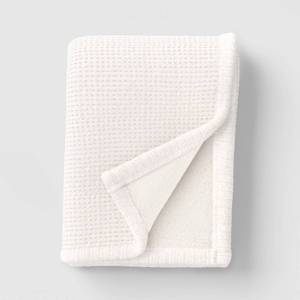 lot 9187 image: Chenille Knit Throw Blanket with Faux Shearling Reverse Ivory - Threshold - Retail $25