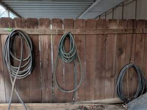 lot 27 image: Heavy Duty Garden Hose Bundle