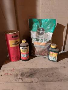 lot 47 image: Garden Chemical Collection - Ortho and Bonide Products