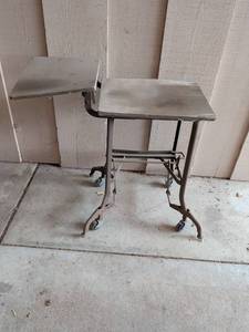 lot 72 image: Vintage metal base table needs tlc