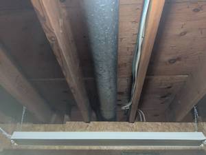 lot 104 image: LED Shop Light Fixture with Chain Mount