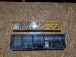 lot 105 image: Workshop Tool Storage Organizer Kit with Hardware Accessories