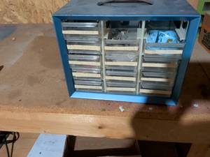 lot 117 image: Blue Metal Parts Organizer Cabinet with 15 Clear Drawers