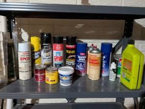 lot 122 image: Mixed Paint and Automotive Care Products Lot