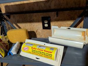 lot 138 image: Paint Roller Cover Keeper and Cleaning Supplies Set