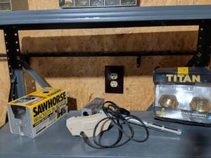 lot 154 image: Mixed Power Tool Accessories and Hardware Set