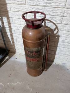 lot 161 image: Soda Acid Fire Extinguisher Copper and Brass