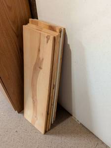 lot 166 image: Pine Wood Boards Bundle