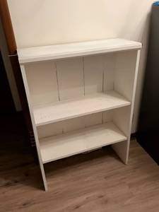 lot 187 image: White Three Shelf Bookcase