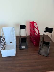 lot 196 image: Plastic Magazine File Holders Set of 4