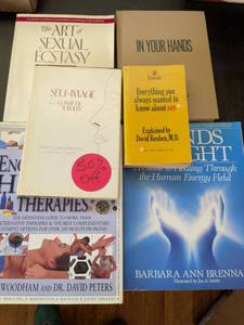 lot 245 image: Health and Alternative Medicine Book Collection
