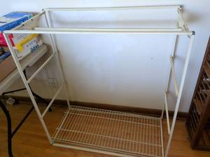 lot 293 image: White Metal Laundry Drying Rack with Wire Shelf