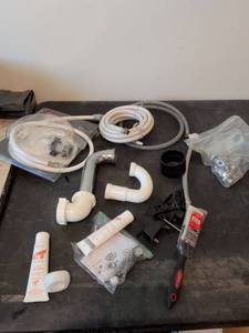 lot 313 image: Assorted PCB pipe hoses electron to Hoses and Fittings