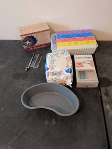 lot 315 image: Health and Medical Supply Bundle